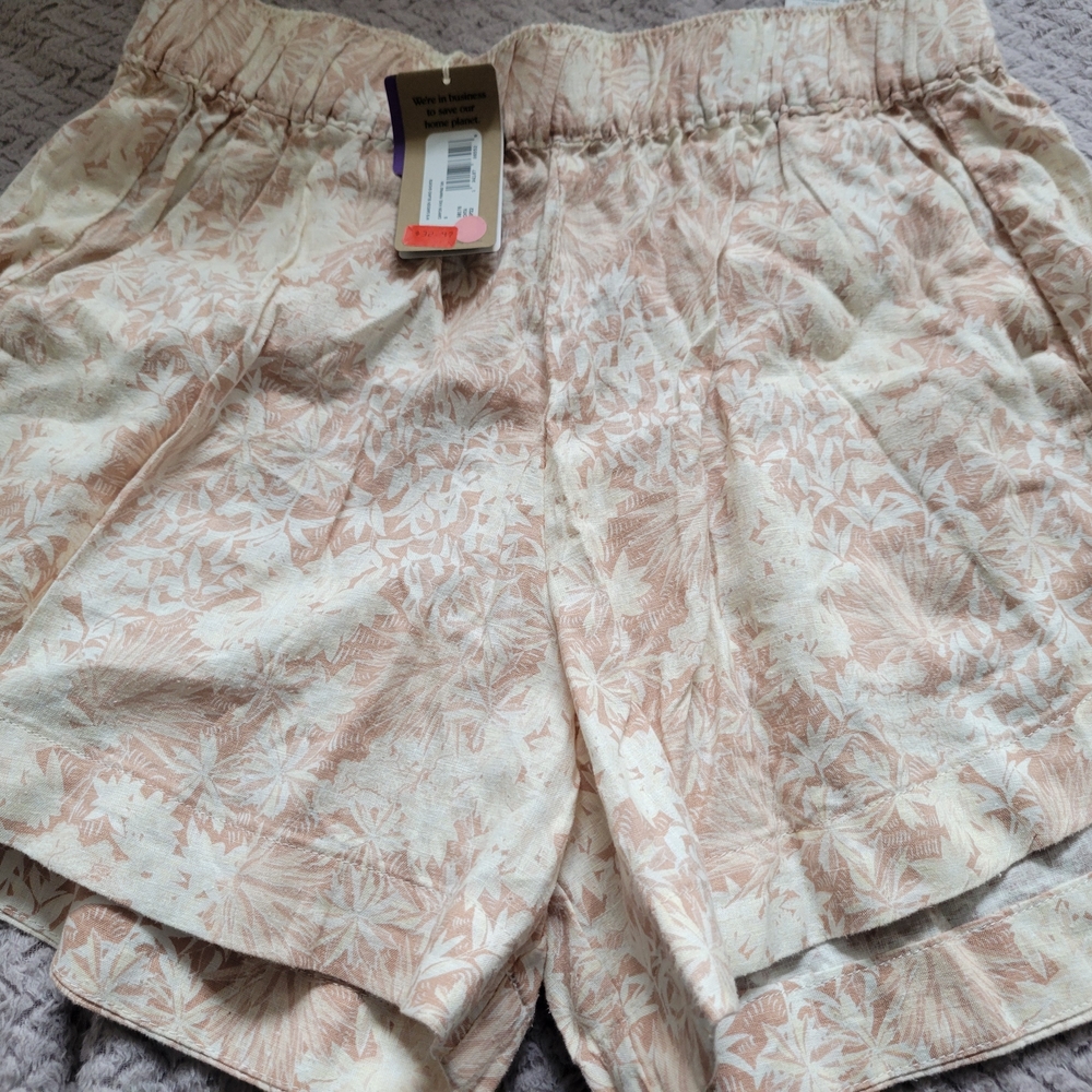 Floral Print Women's Shorts